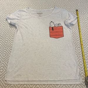 Peanuts snoopy napping tshirt Sz Small super soft
